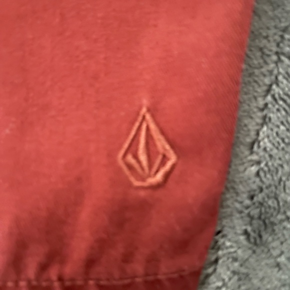 Volcom Shorts - Picture 4 of 4